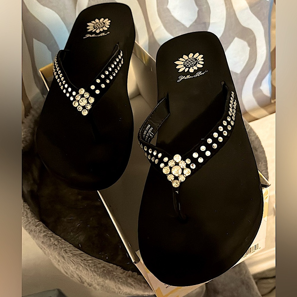 Women’s Yellowbox flip flops